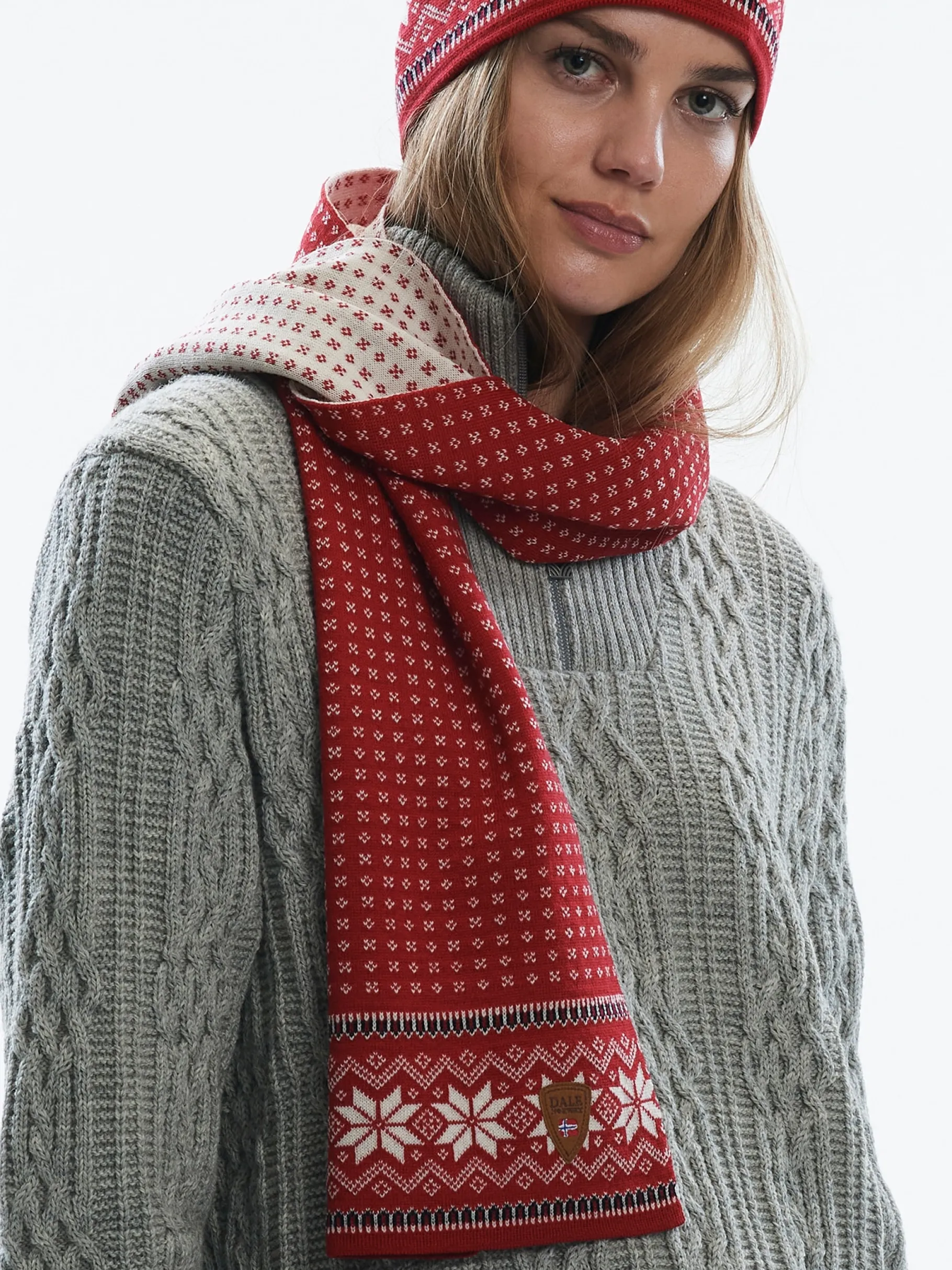Store Garmisch Scarf - Merino Wool Women Scarves